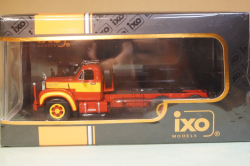 Mack B61 Tractor Truck 3-assi 1953, TR131.22, IXO 1:43
