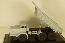 Маз-530 карьерный самосвал большой грузоподъёмности, TruckTyr 1:43