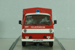 Volkswagen T3a Doka (typ 247) double cabine 1979, Feuerwehr, Premium Classixxs 1:43