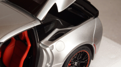 Chevrolet Corvette C7 Z06 blade silver, 71258, Auto Art 1:18