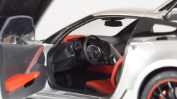 Chevrolet Corvette C7 Z06 blade silver, 71258, Auto Art 1:18