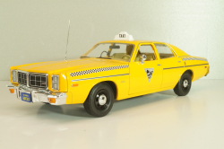Dodge Monaco Taxi 1978, from movie Rocky III, yellow, 19111, Greenlight 1:18 Уценка!