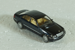 Mercedes E320 W211, dark blue, Wiking 1:87
