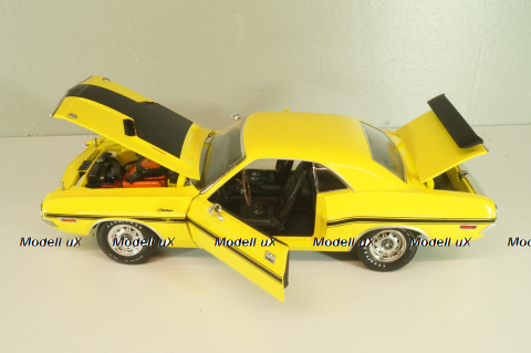 Dodge Challenger R/T 1970 from TV-Series NCIS, yellow, 12845, Greenlight 1:18