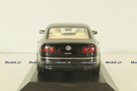 Volkswagen Phaeton 2002, black, Minichamps 1:43