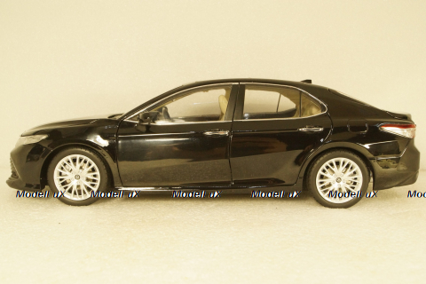Toyota Camry 2018 8-generation, black, Paudi 1:18