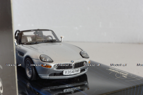 BMW Z8 (E52) 1999 James Bond  007 "World is Not Enough", silver, 436028730, Minichamps 1:43 Уценка!