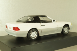Mercedes-Benz SL 500 Cabriolet (R129) 1989, white, 08928, Revell 1:18