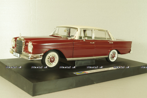 Mercedes-Benz 220 SE (W111) 1959, red/white, 08942, Revel 1:18