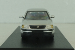 Volkswagen Passat (B5) 1996, silver, Schuco 1:43 