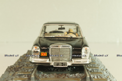 Mercedes-Benz 250 SE from movie "Octopussy" 1983, black, James Bond Modellauto Collection #23, 1:43 Дефект!