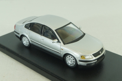 Volkswagen Passat (B5) 1996, silver, Schuco 1:43 