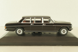 Mercedes-Benz 230D Limousine (W115) 1974, black, REPLC09, IXO 1:43