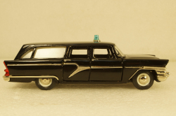 Газ-13С Чайка, Медицинский, Конверсия  СССР 1:43