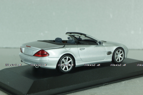 Mercedes-Benz SL 500 (R230) with operation roof 2001, silver, 400032030, Minichamps 1:43