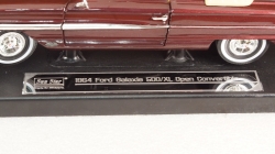 Ford Galaxie 500XL Open convertible 1964, SUN1432, SunStar 1:18