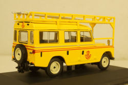 Land Rover 109 Correos 1980, yellow,  Altaya 1:43 Уценка!