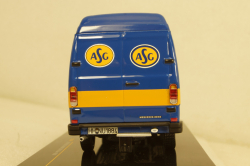 Mercedes 207D Van transport edition 1987, CLC224, IXO 1:43