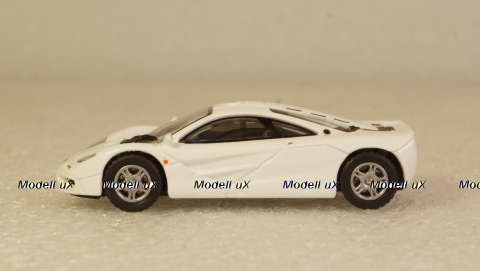 McLaren F1 Roadcar white, 870133822, Minichamps 1:87