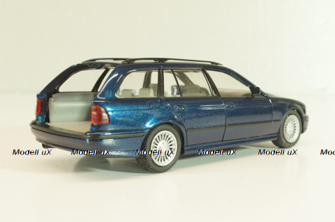 BMW 520i Touring (E39) 1995, dark blue, Schuco 1:43 Уценка!