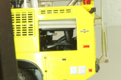 Oshkosh Striker 3000 ARFF Airport Rescue 2004, yellow, TWH078, TWH Collectables 1:50