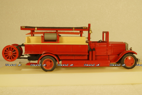 Зис-11 Автодоровец, Ломо 1:43