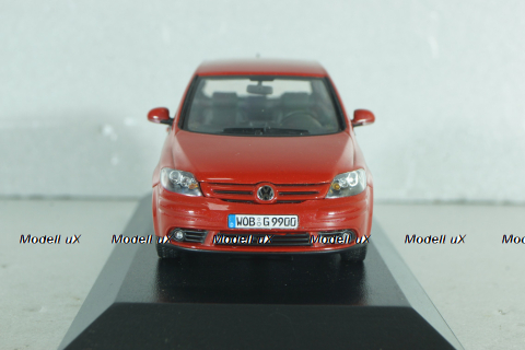 Volkswagen Golf Plus 2005, red, 430056011,  Minichamps 1:43