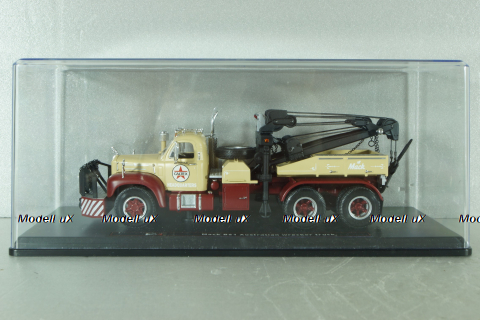 Mack B61 Australian wrecker truck, beige/dark red, TruckTyr 1:43