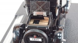 Ford Model T Roadster Pick Up 1925 Black, SUN1862, SunStar 1:24