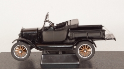 Ford Model T Runabout 1925 Black, SUN1886, SunStar 1:24