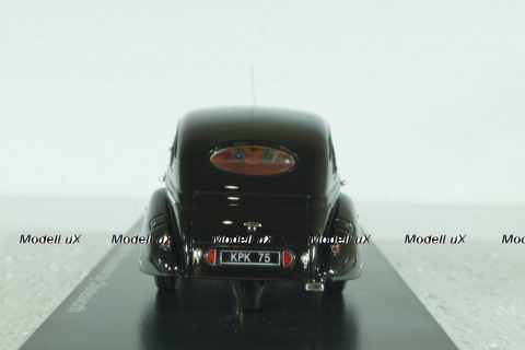 Invicta Black Prince saloon by Charlesworth1946, EMEU43008B,  ESVAL Model 1:43