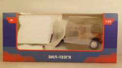 Зил-133ВЯ тягач, рыжий, Алник43 1:43