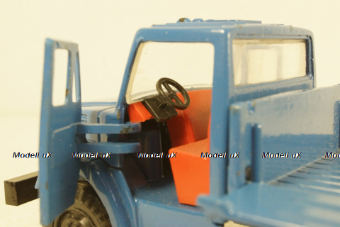 Зил-4331 бортовой, з-д Вега 1:43 