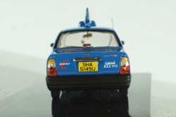 Toyota Crown Taxi 2004, blue, MOC083, IXO 1:43
