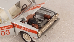 Газ-2402 Волга Скорая медицинская помощь, Тантал/Радон 1:43 
