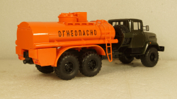 Краз-6322 АЦ-8,5 автоцистерна, Modellux 1:43