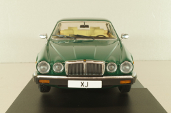 Jaguar XJ Series II, dark green, MCG18175, MCG 1:18