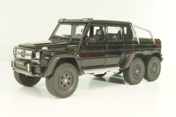 Mercedes G63 AMG 6x6 black, 24061W, Welly 1:24