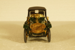 Руссо-Балт С24-40, А22, 1983г., зеленый на зеленом Тантал/Радон 1:43