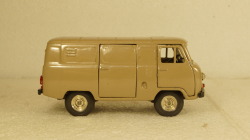 УАЗ-452, фургон, конверсия 1:43