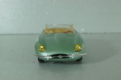 Jaguar E-type Cabrio 1961, light green, Eligor 1:43