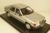 Mercedes 300 E (W124) 1984 silver, MCG18285, MCG 1:18