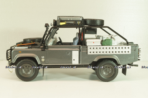 Land Rover Defender Tomb Raider (Lara Croft), movie edition , 8903TR, Kyosho 1:18
