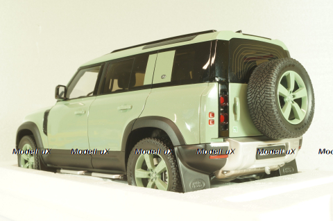 Land Rover Defender 110 75th limited edition 2023, ALM81811, Almost Real 1:18