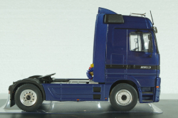 Mercedes Actros MP1 1995 blue, TR121, IXO 1:43