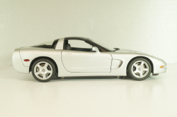Chevrolet Corvette (C5) Coupe 1999, silver, UT0597, UT Models 1:18
