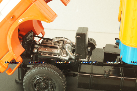 Маз-5432 тягач с п/прицеп Маз-93971 1983, красный/синий,  47050, Premium Classixxs 1:43