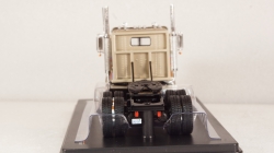 Freightliner FLC 120 64 T beige 1977, TR076, IXO 1:43