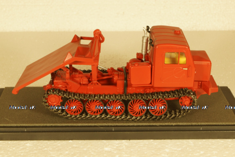 ТТ-4 Трактор трелевочный 1969г., красный, RTM 1:43