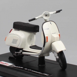 Vespa PK 125 Automatica, white, Maisto 1:18